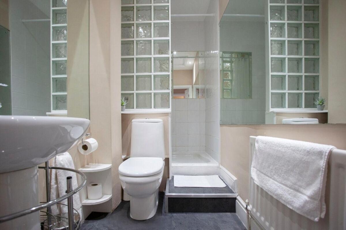 ※ Spacious, Central Bath Apartment ※ Exterior photo